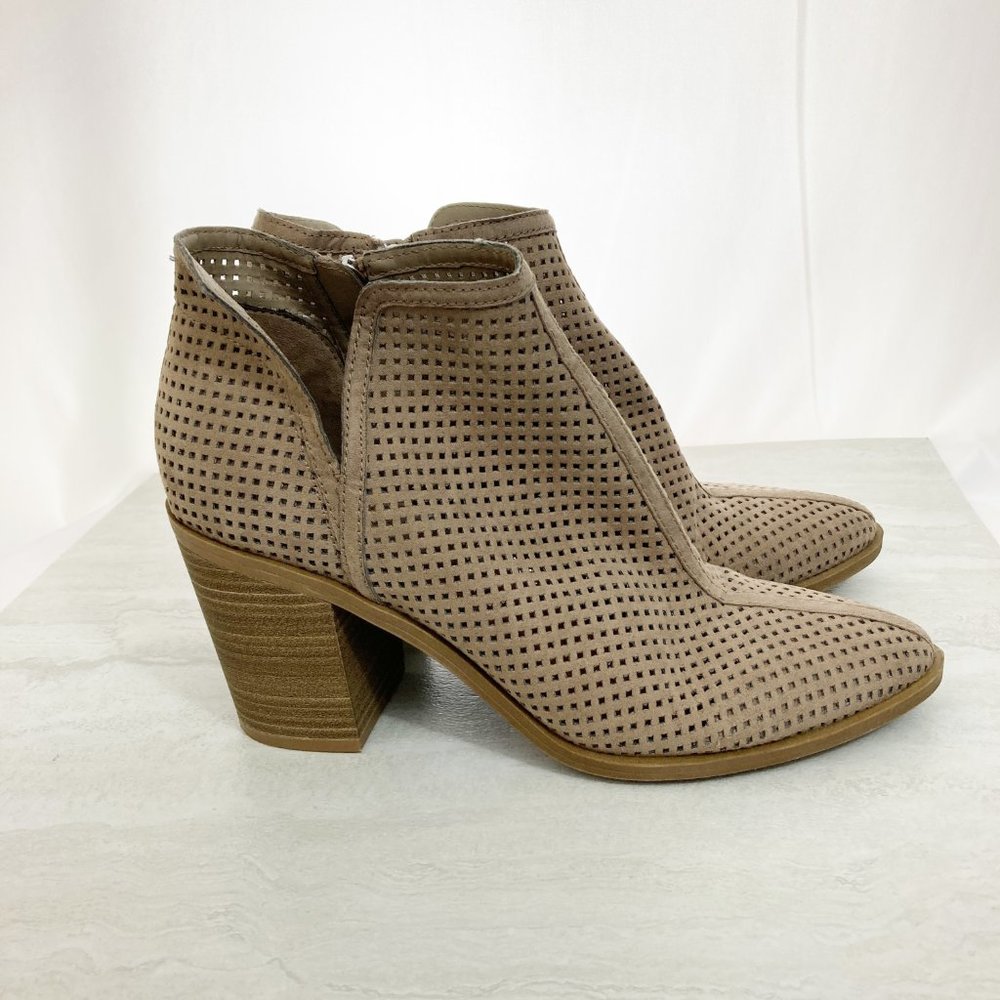 Dolce Vita for Target Laser Cut Taupe Zip Booties Size 10